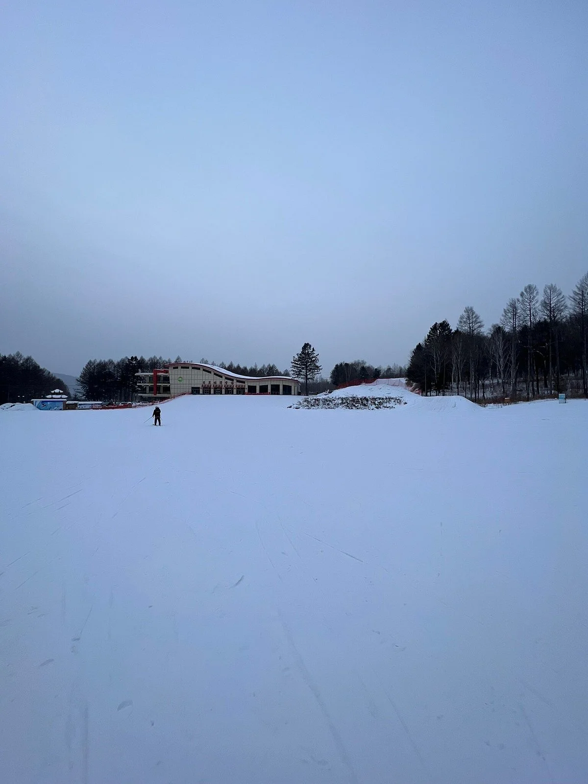 Riyuexia Ski Resort