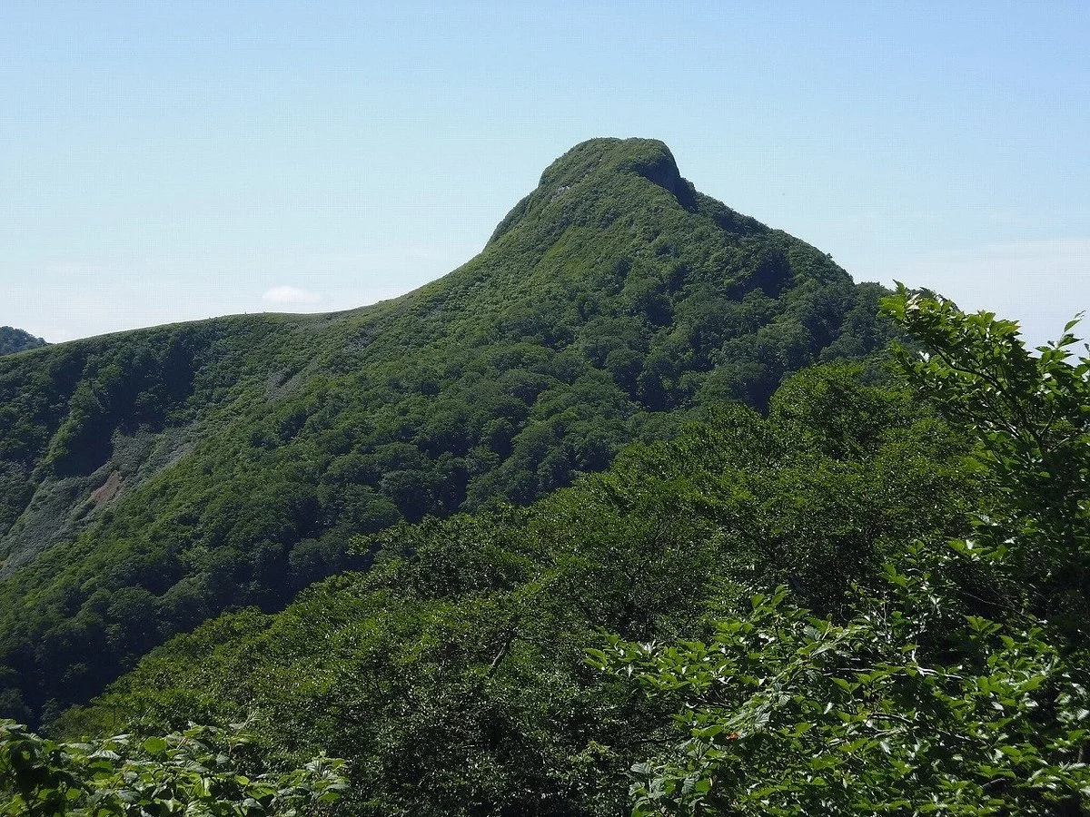 Mount Kanmuri Trail