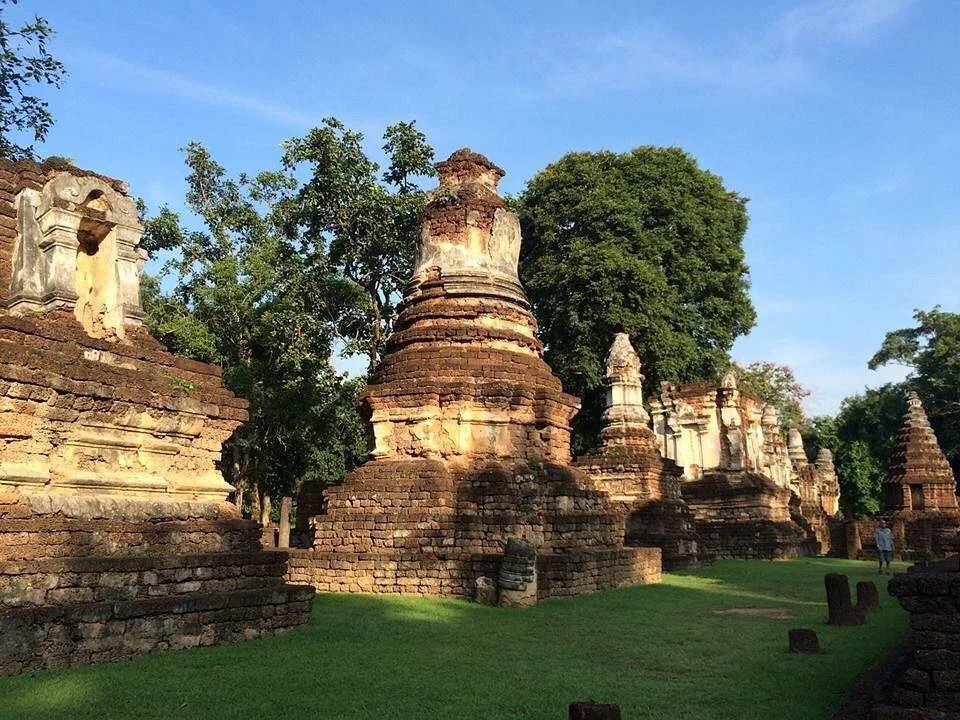 Wat Chedi Jet Taew