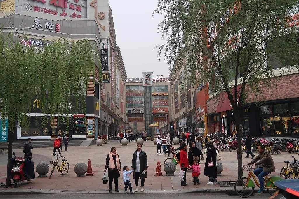 Liu Lane South Road