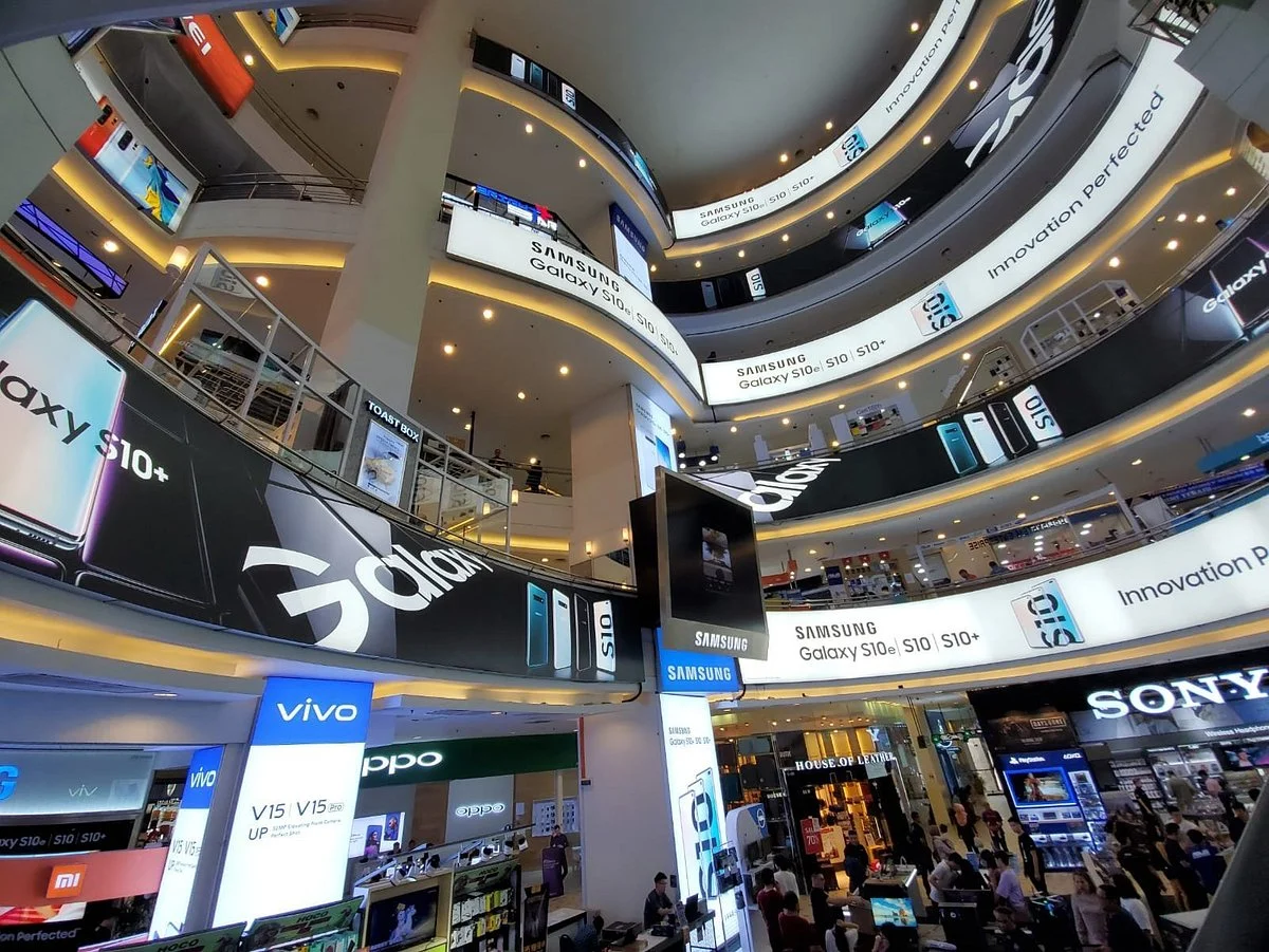 Low Yat Plaza