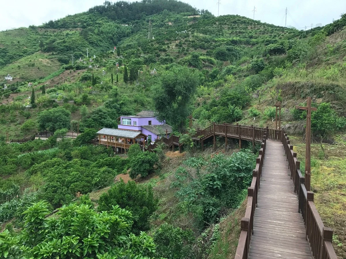 Zhaojun Village