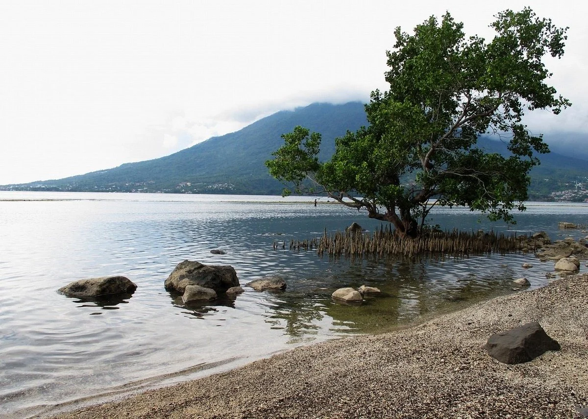 Maitara Island