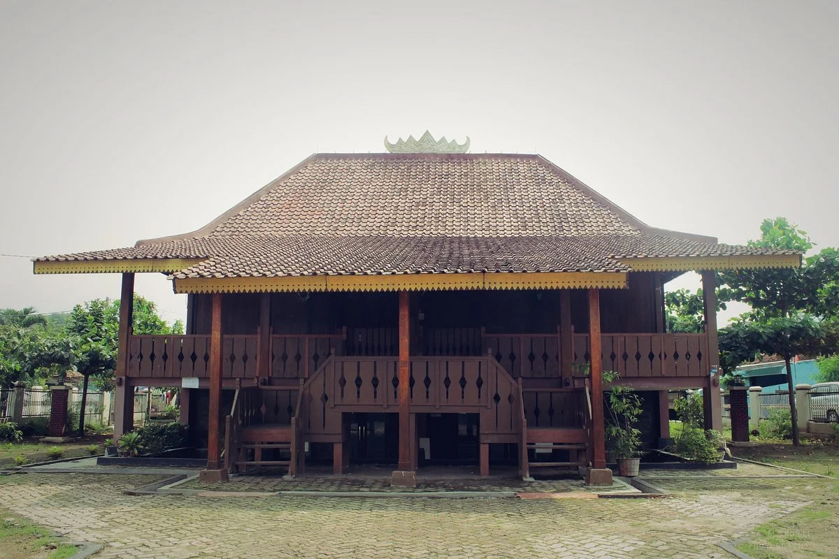 Nuwo Sesat Olok Gading