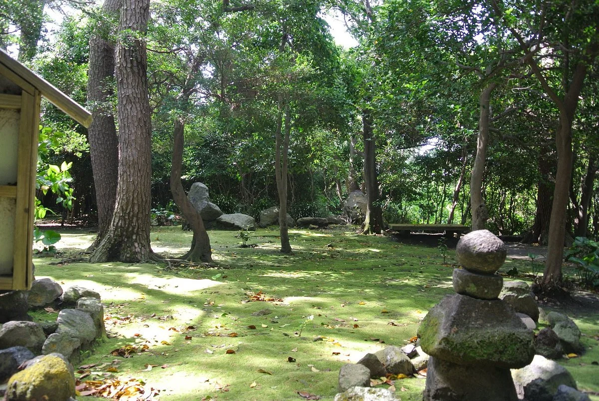 Tomb of Antoku Emperor