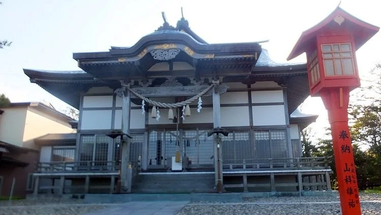 Shikabe Inari Shrine