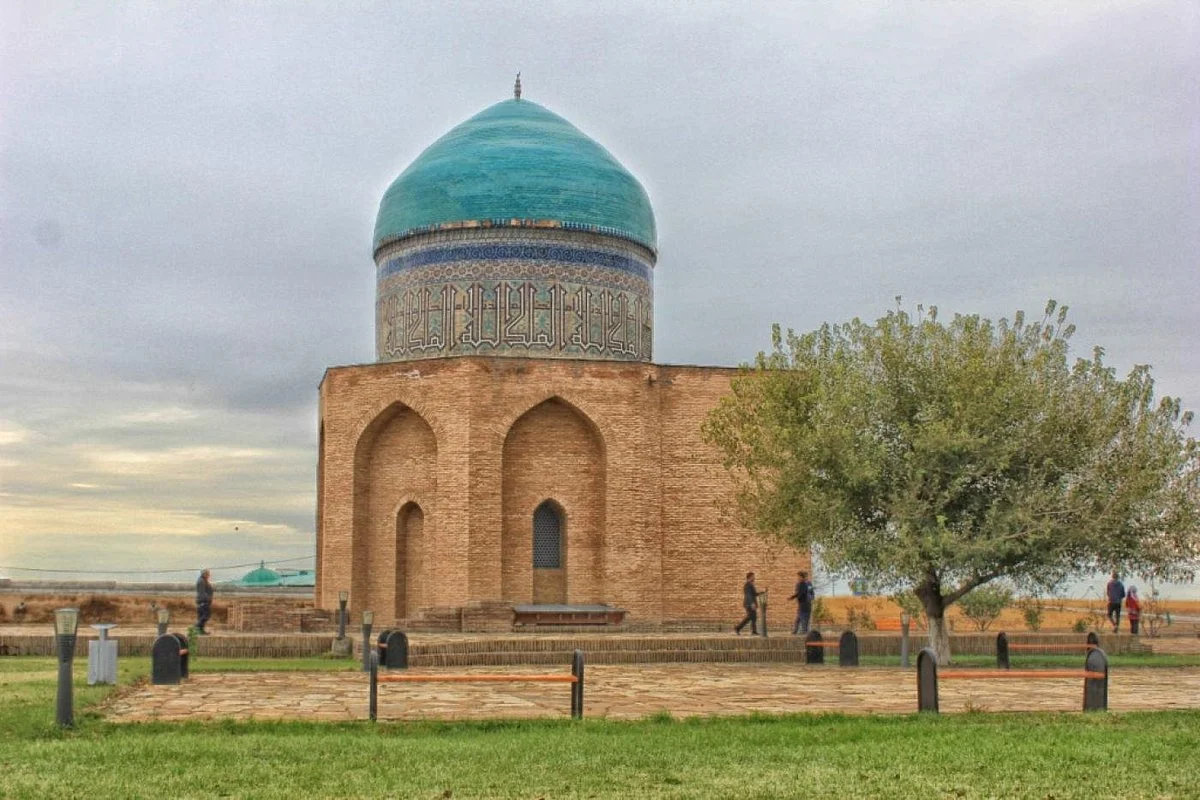 Mausoleum of Rabigi Sultan Begim