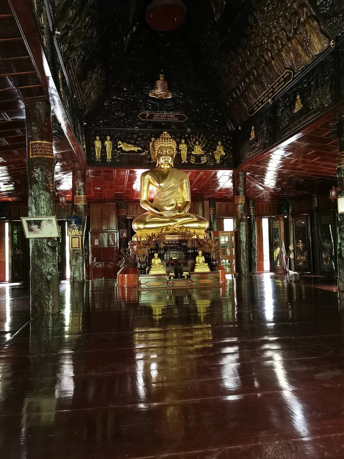Wat Phuttanimit Phra Saiyat