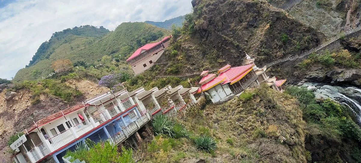 Ennan Mata Temple & Waterfall