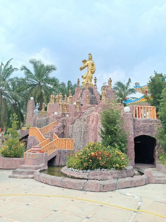 Seng Huat Temple Mengkuang