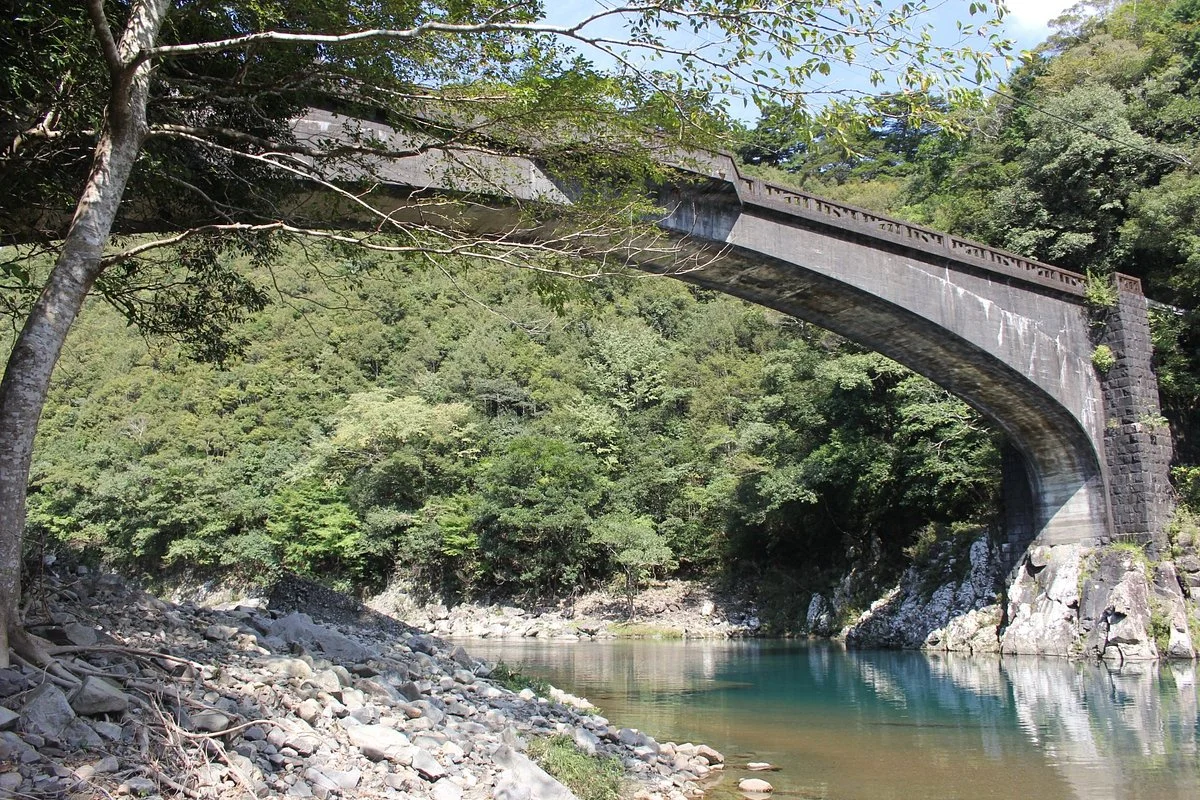 Horigao Bridge