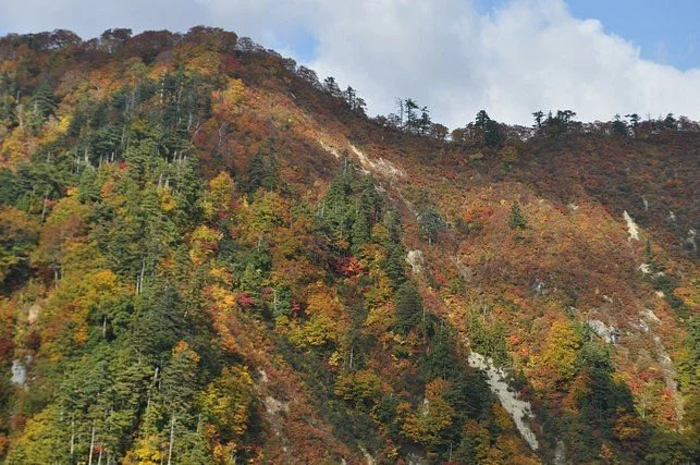 Tsurubeotoshi Pass