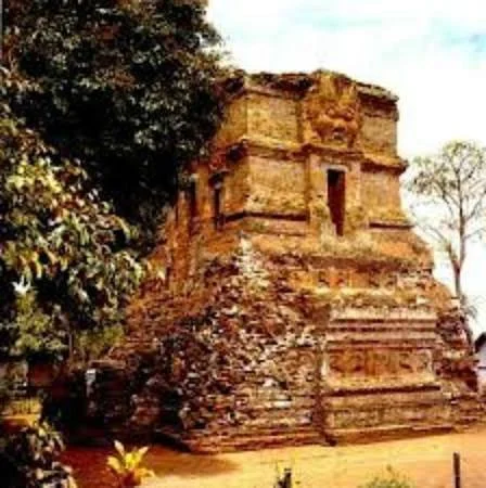 Candi Ngetos