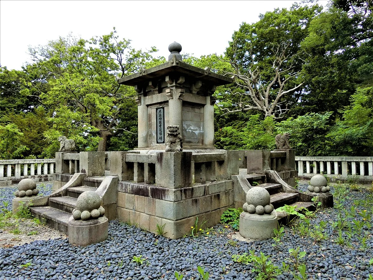 Niko Junnansha Tsuito Monument