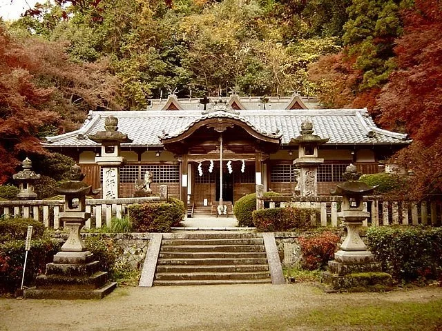 Anashinimasuhyozu Shrine