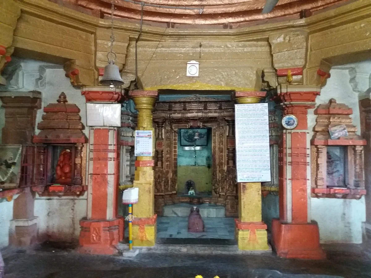 Kholeshwar Temple
