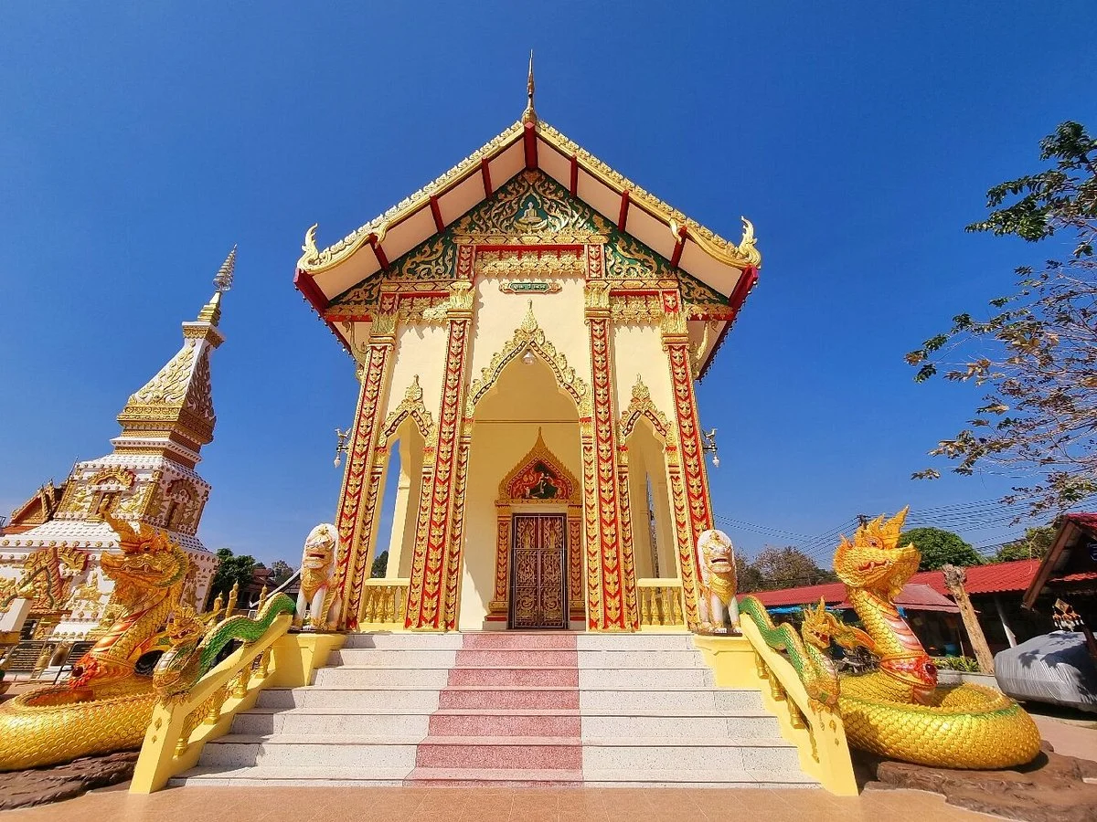 Wat Phra That Si Khun