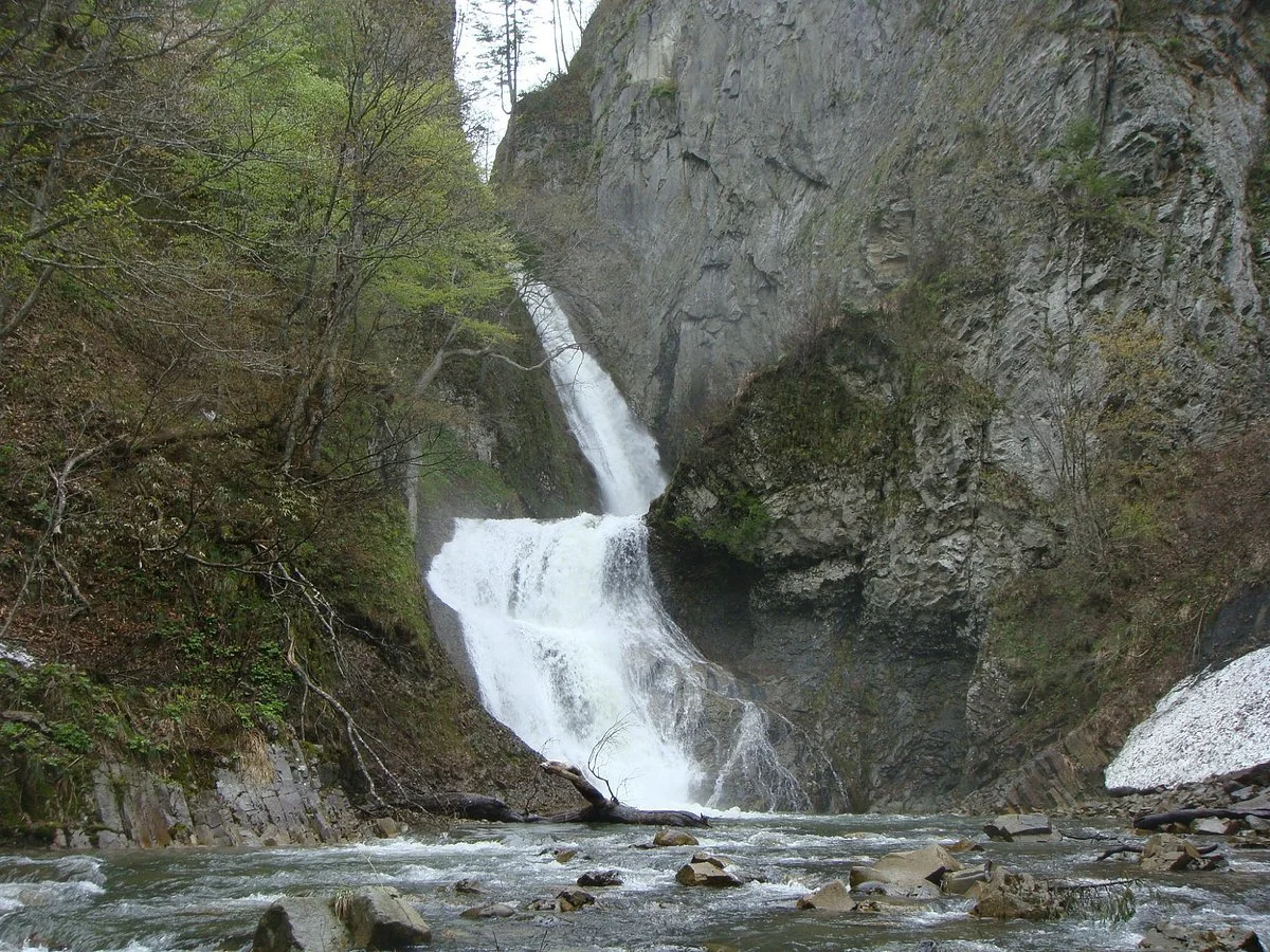 Matsumi Waterfall