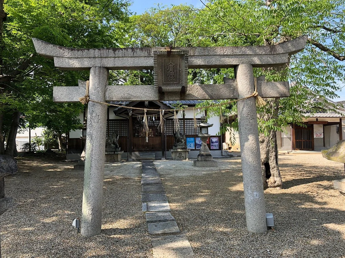 Hitomaro Shrine