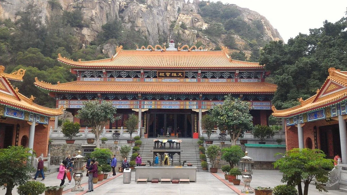 Tian Tan Garden
