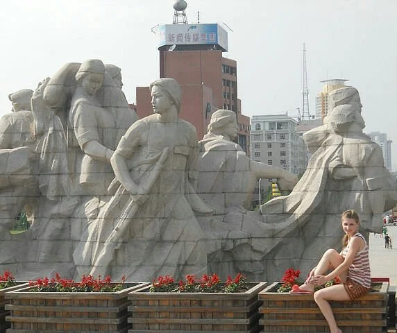 Eight-Heroine Cemetery