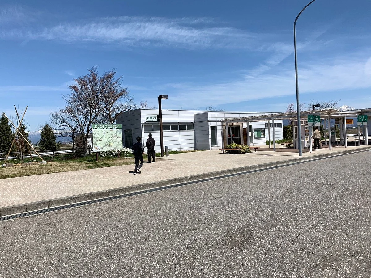 Niitsuru Parking Area Inbound