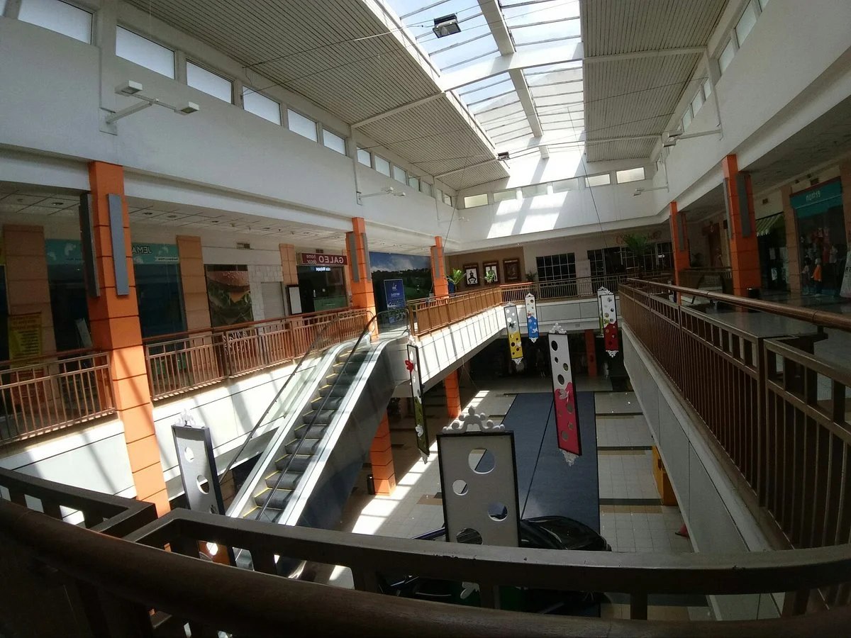 Araya Plaza