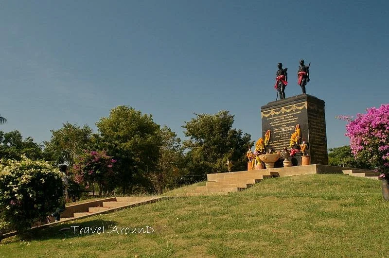 Nai Dok Nai Thongkaeo Monument
