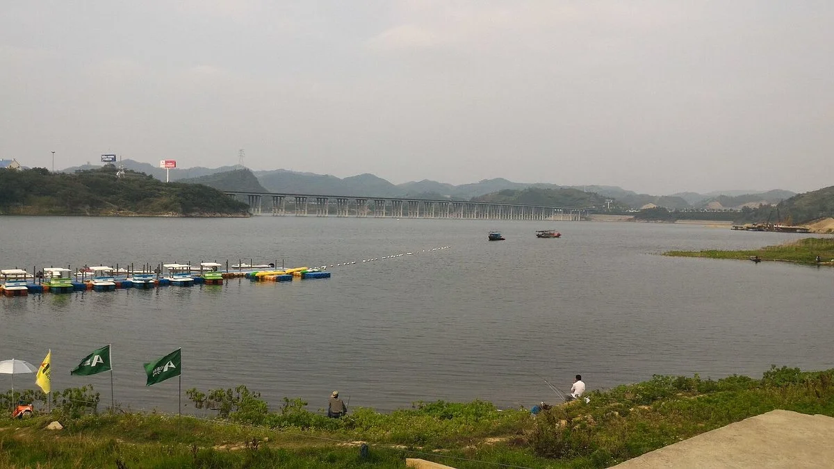 Taiji Lake
