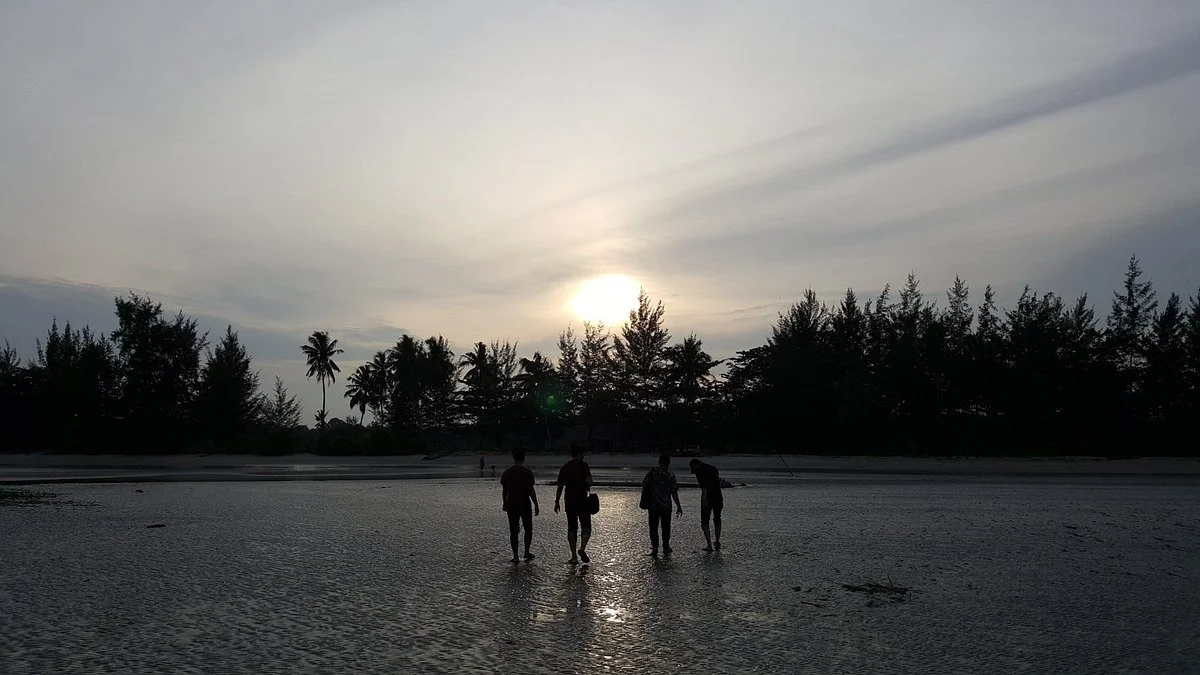 Air Anyir Beach