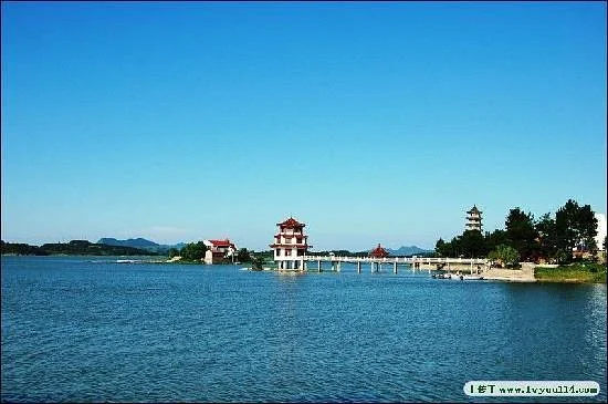 Wanfo Lake