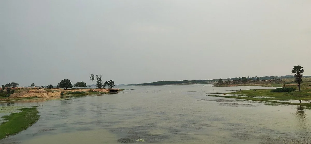 Makamaro Hills