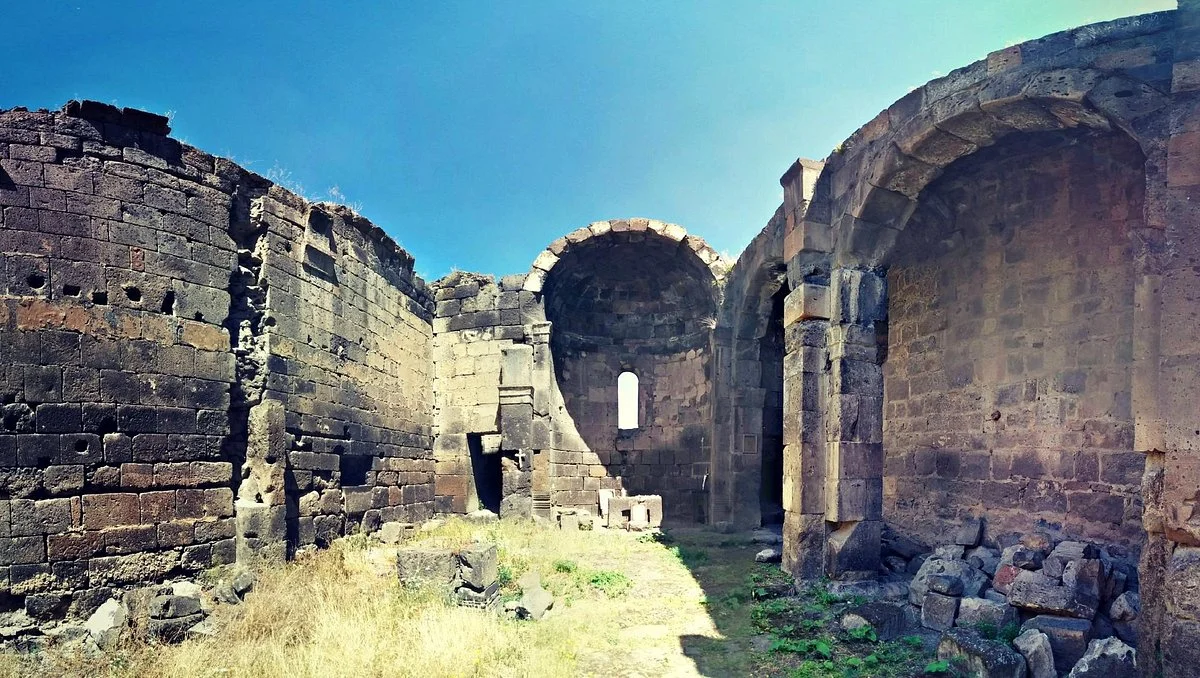 Tsiranavor Church