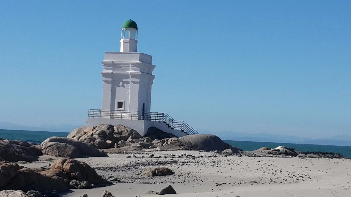 Stompneus Point Lighthouse