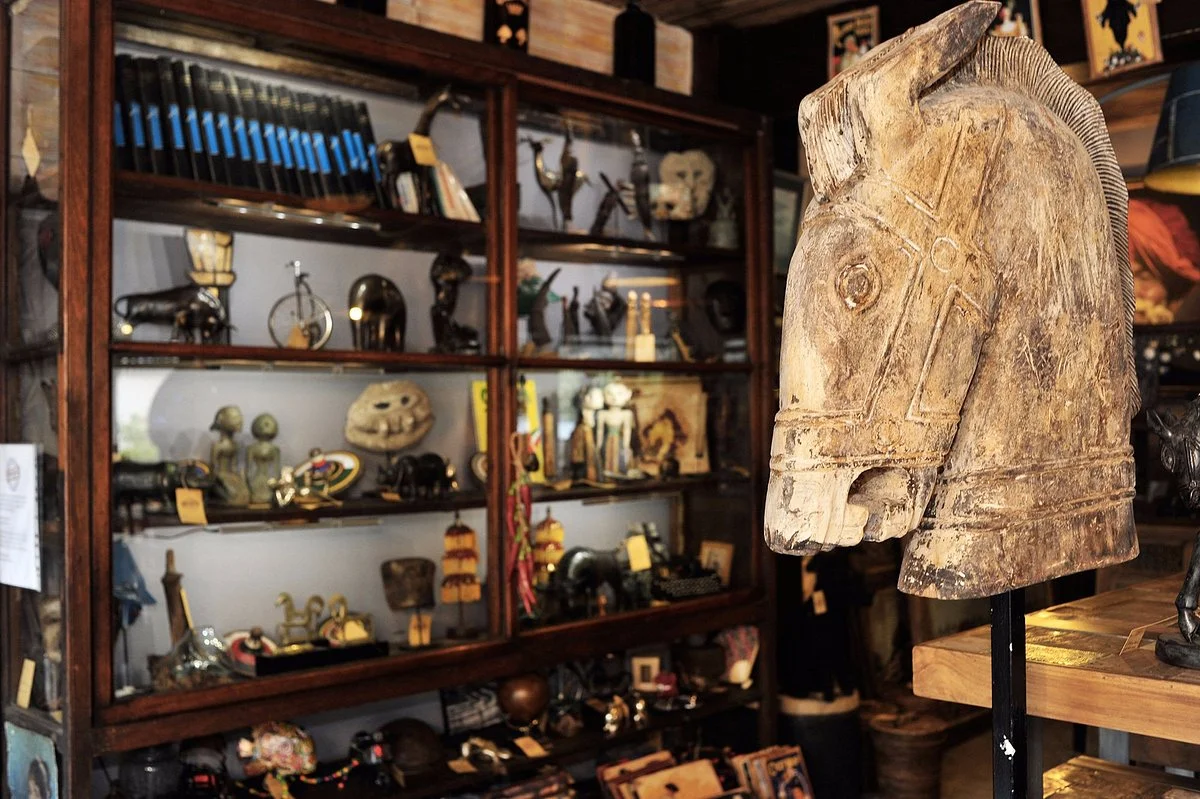 Le Dernier Comptoir