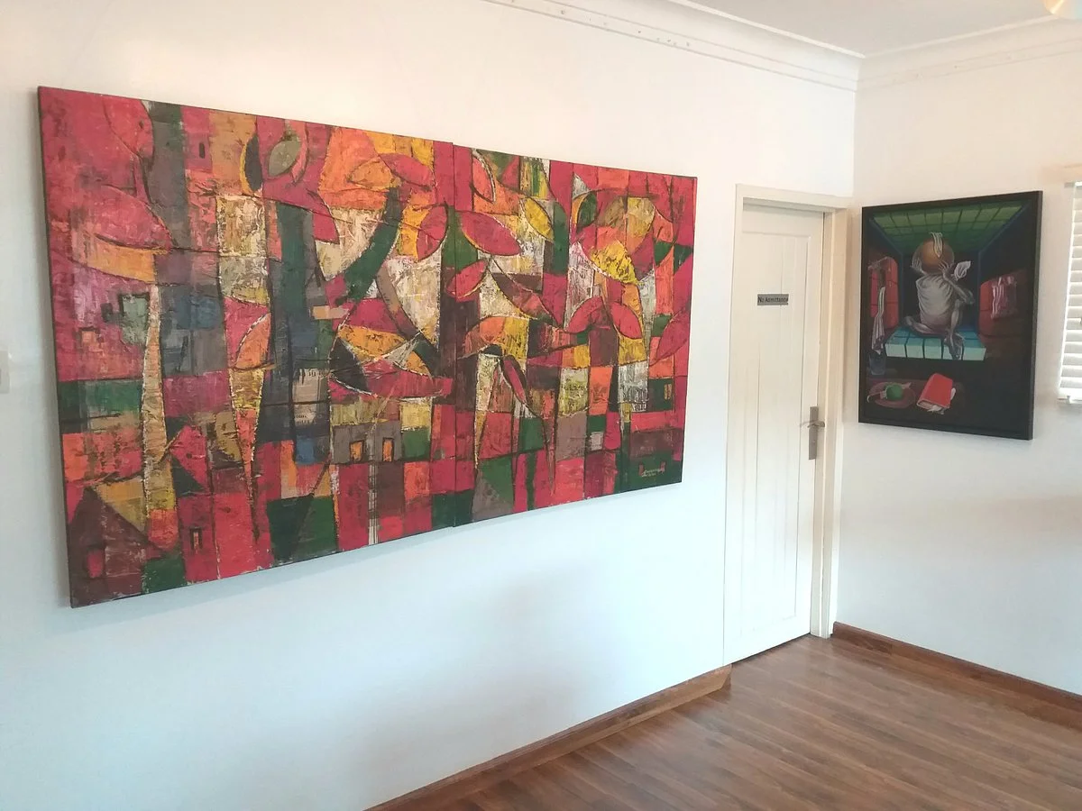 Red Door Art Gallery