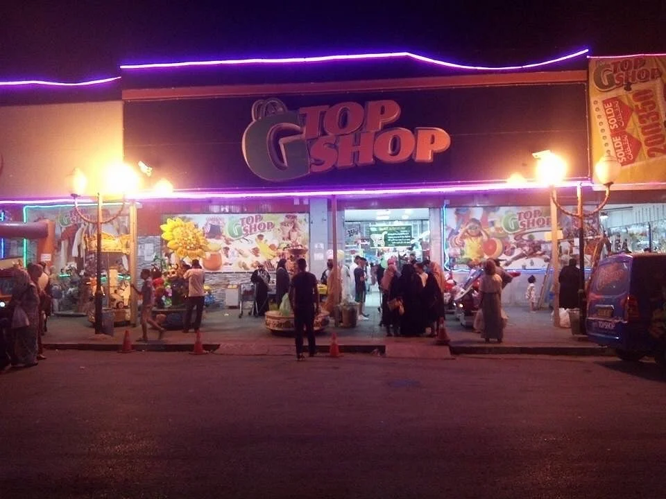 Le Grand Top Shop