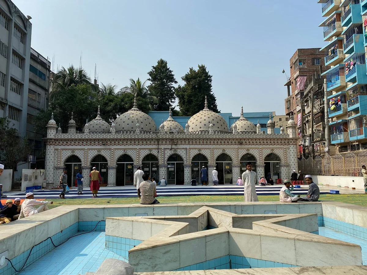 Star Mosque (Tara Masjid)