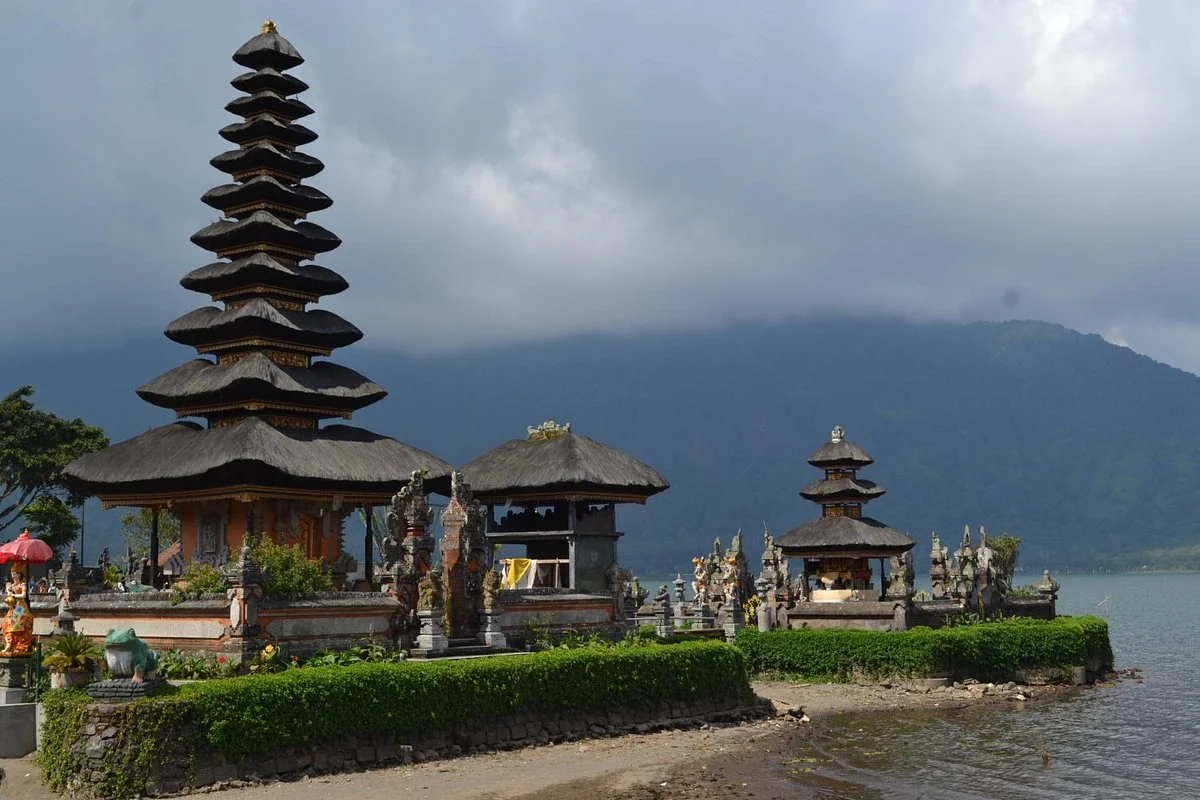 Pura Rambut Siwi Kaler