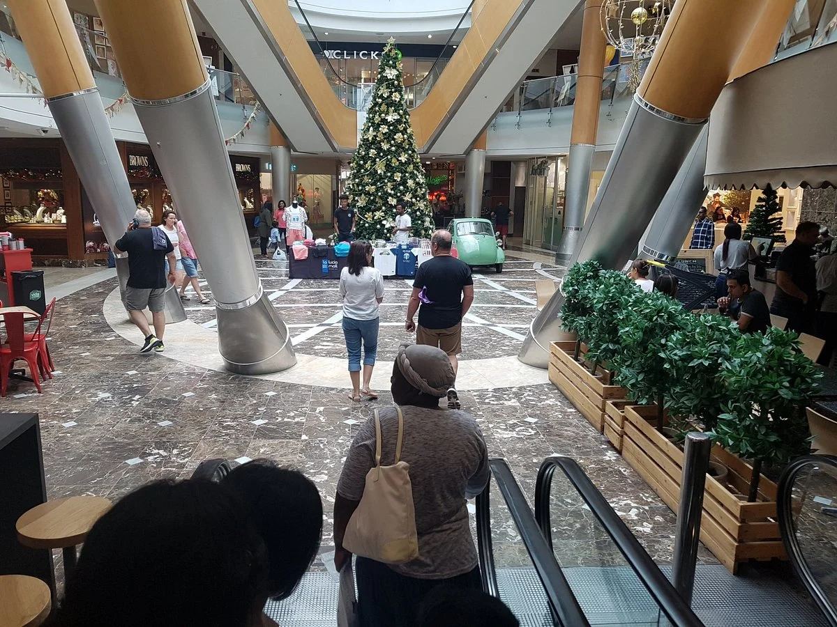 La Lucia Mall
