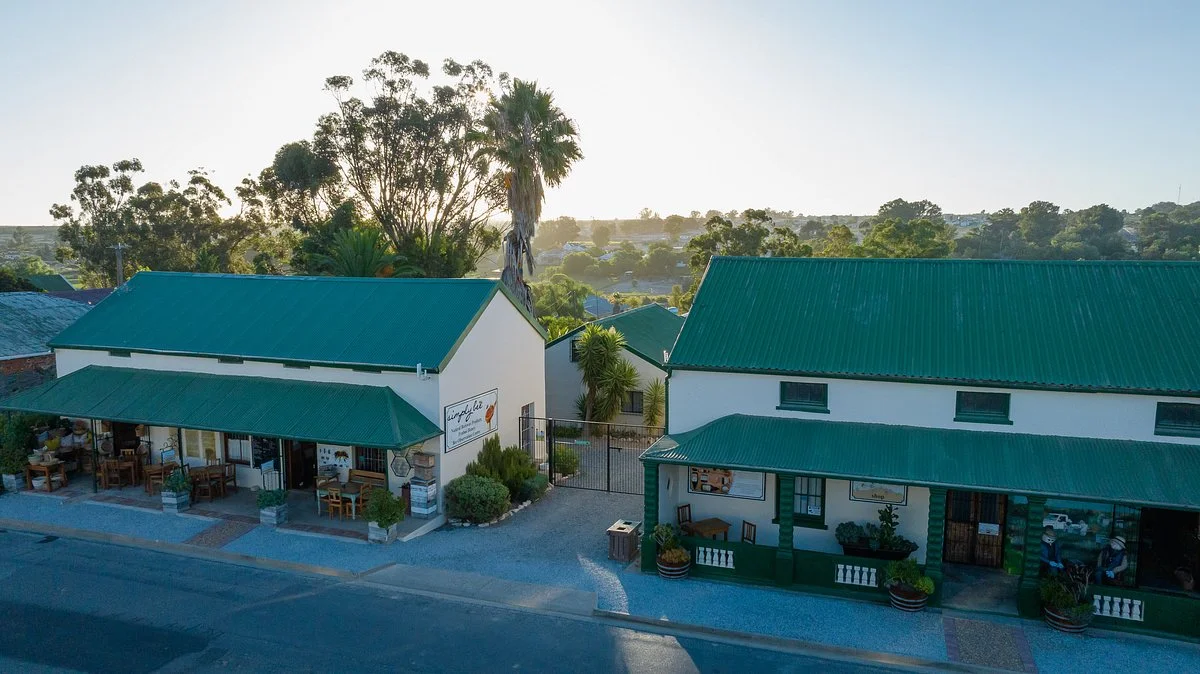 Simply Bee Obsevation Centre