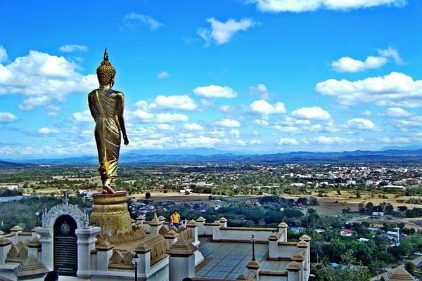 Wat Phra That Khao Noi
