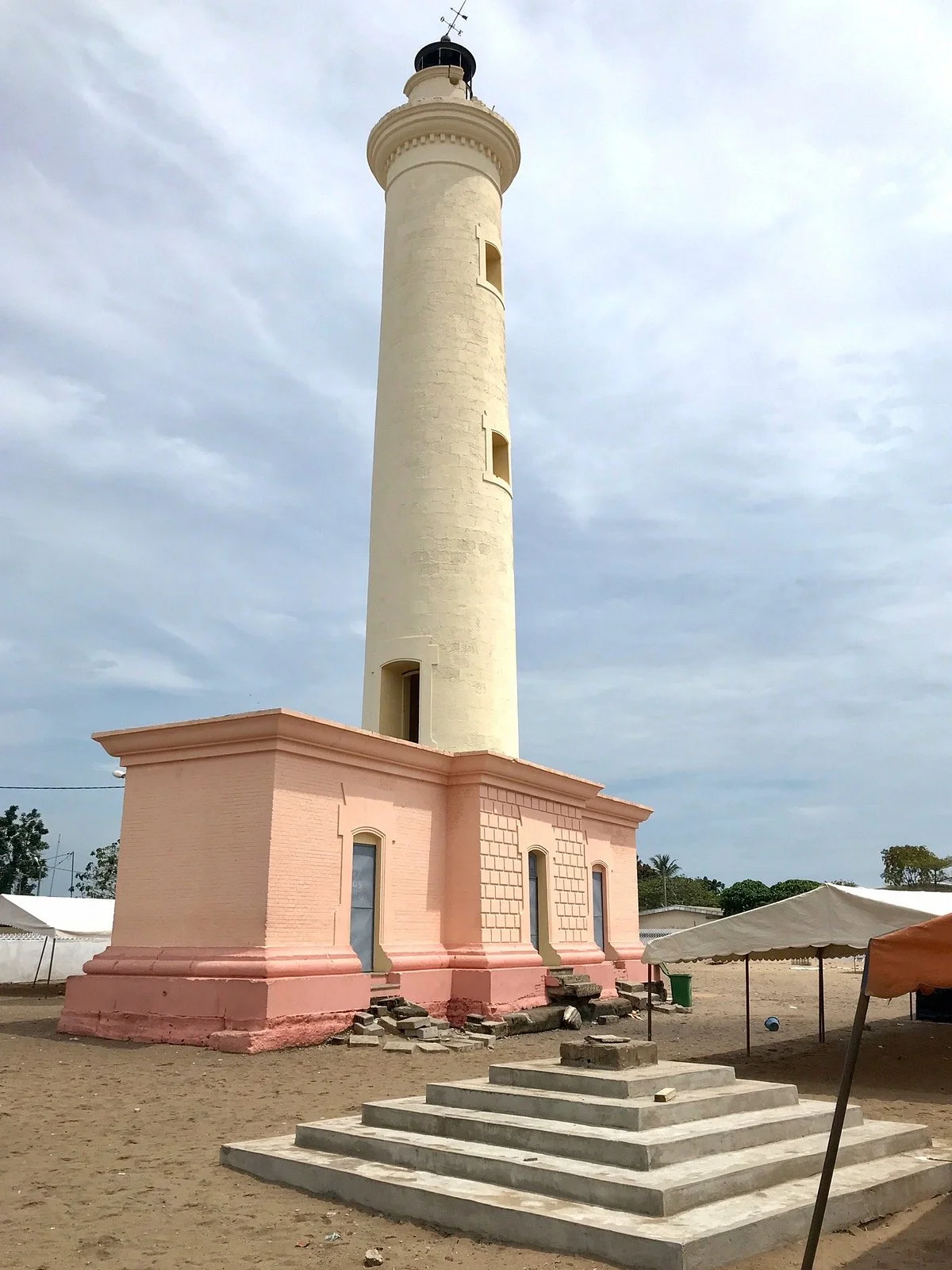 Lighthouse Grand Bassam