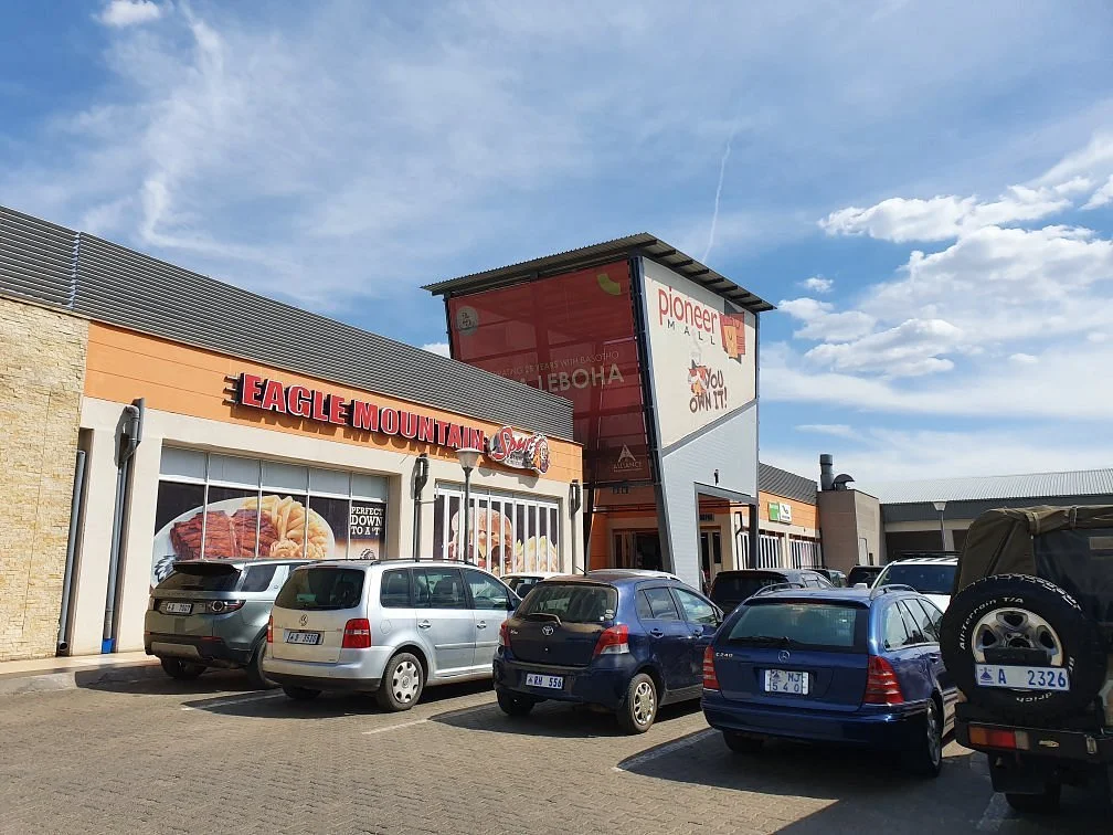 Pioneer Mall