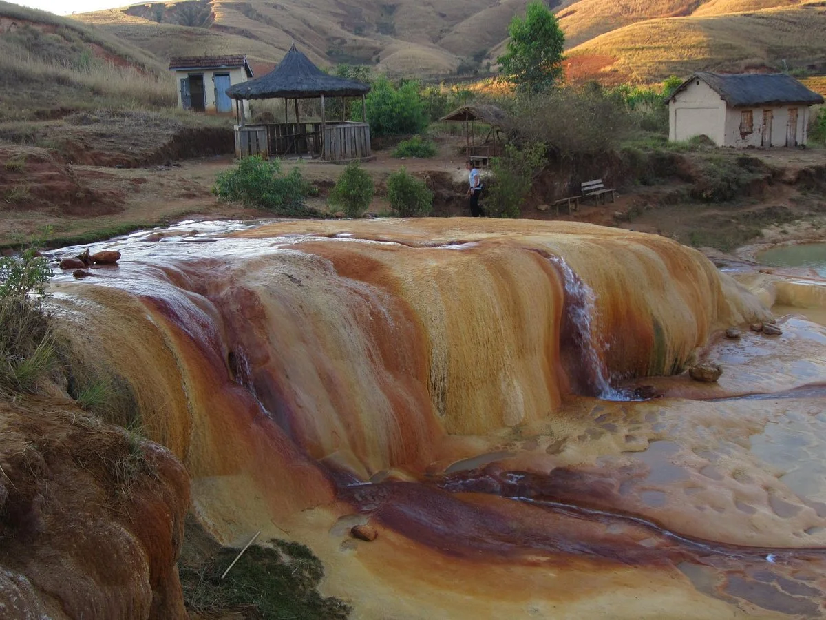 Geysers of Analavory