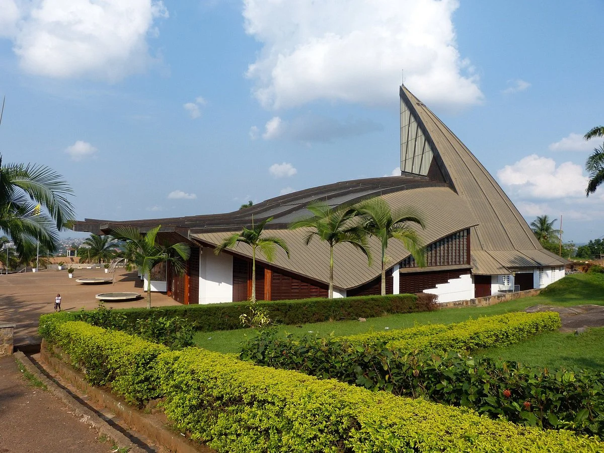 Basilique Marie-Reine-des-Apotres