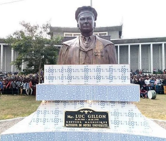 Statue de Luc Gillon