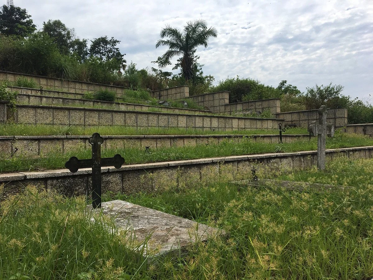Cimetiere des Pionniers