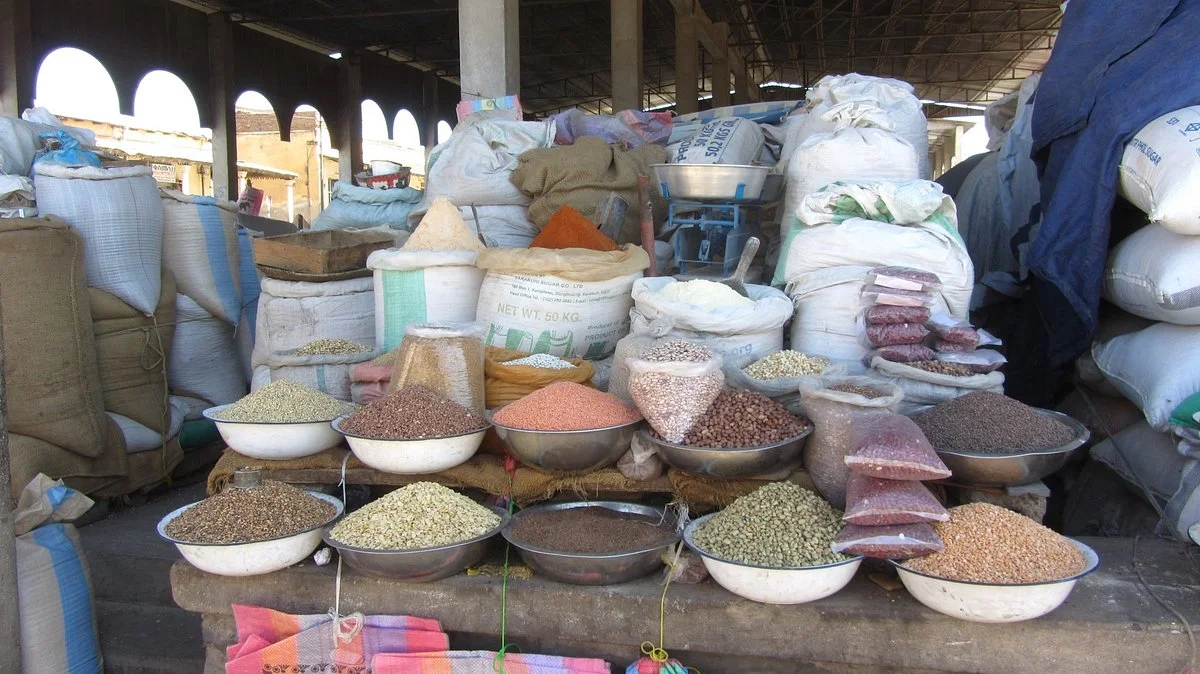 Grain and Vegetable Market