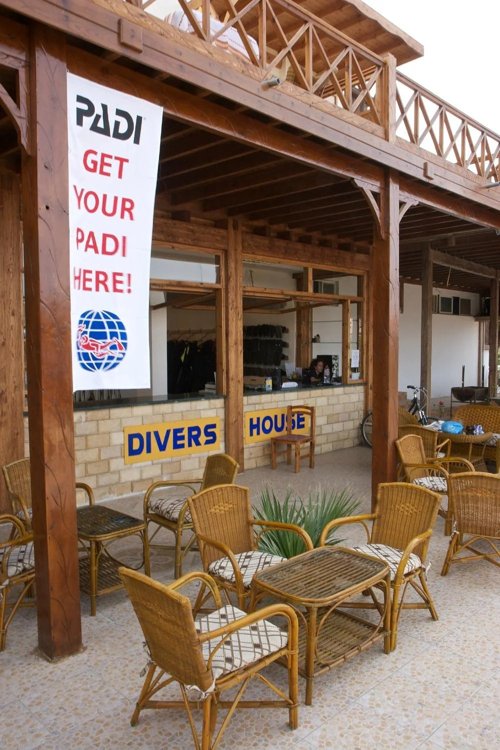 Divers House Dive Centre